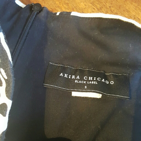 Akira Chicago Dress - Picture 3 of 5